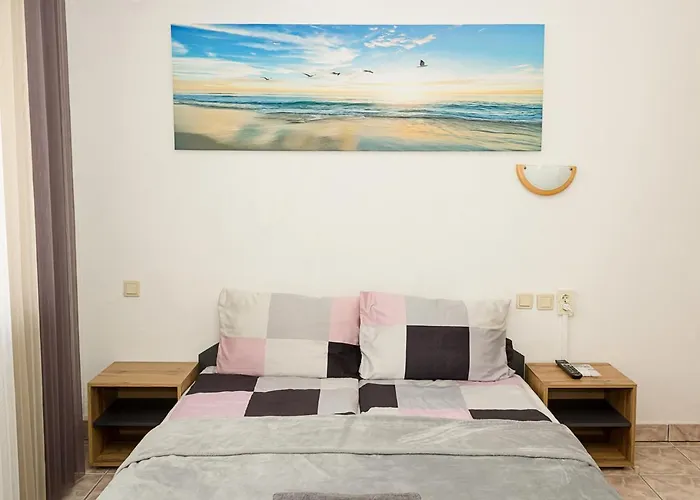 Two Identical Designer 2bd Flats With Sea View In By Flat Mаnager Lejlighed *