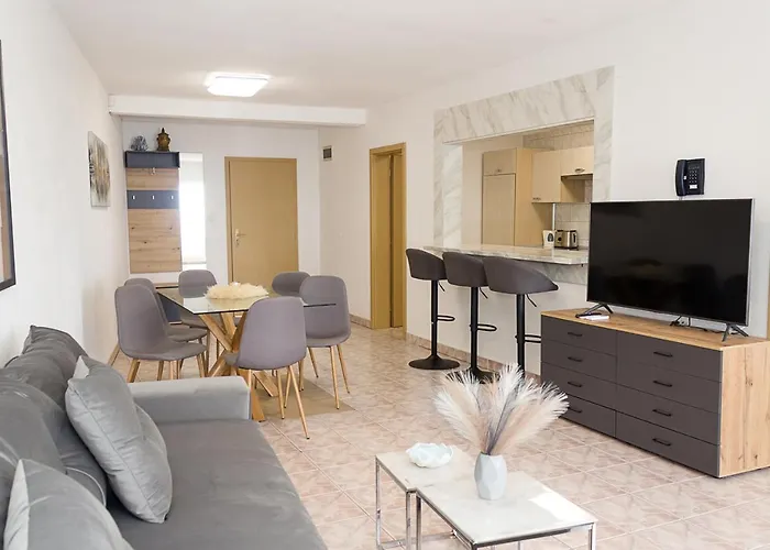 Two Identical Designer 2bd Flats With Sea View In By Flat Mаnager * Balchik